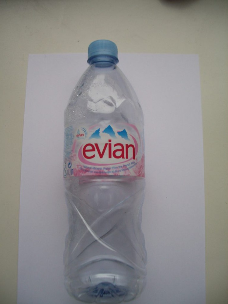 Mineralinis vanduo Evian
